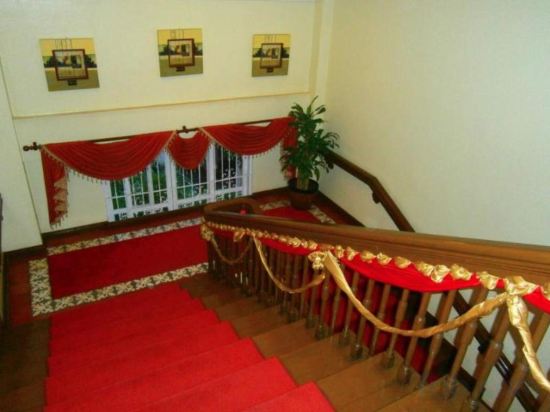 Фото White Knight Hotel Intramuros