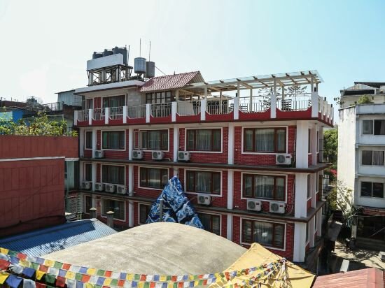 Фото отеля 2