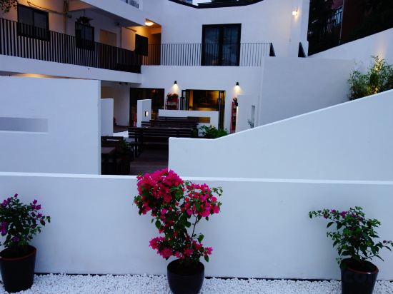 Фото Shanghai Hidden Garden International Youth Hostel