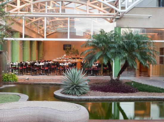 Фото Estanplaza International