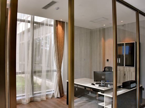 Фото Wyndham Shanghai Pudong