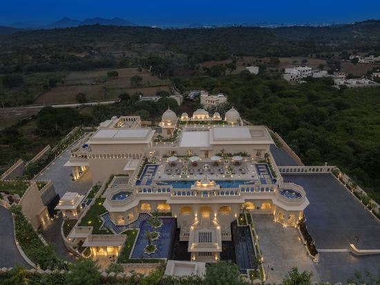 Фото Aurika, Udaipur - Luxury by Lemon Tree Hotels