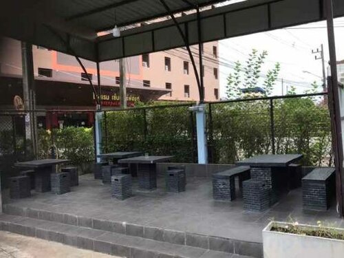 Гостиница Centerpoint Hotel в Транге