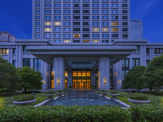 Фото 142996783679