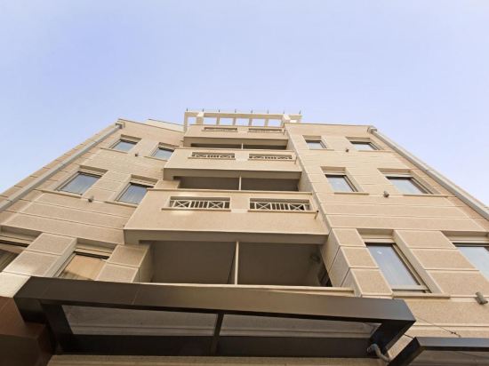 Фото Hotel Tesla Smart Stay