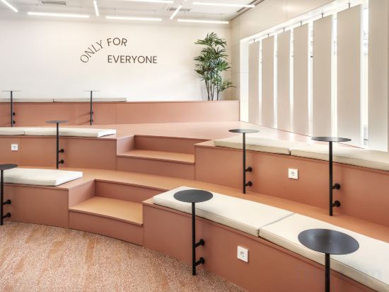 Фото B&b Hotel Granada Estacion