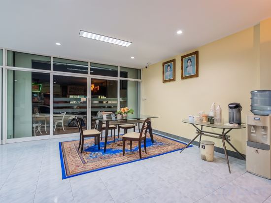 Фото Krabi Grand Place Hotel