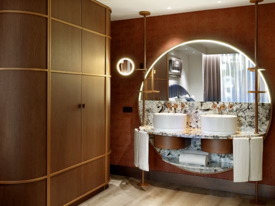 Фото Hard Rock Hotel Madrid