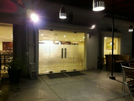 Фото Arion Suites Hotel Kemang