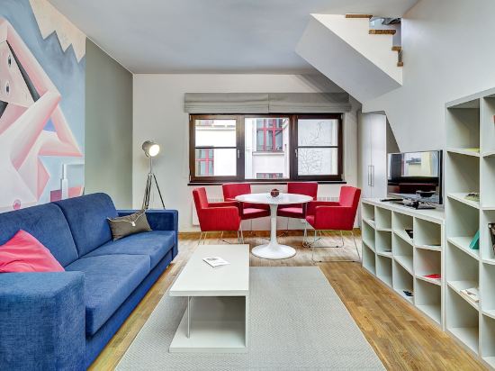 Фото 4 Arts Apartments by Adrez Living