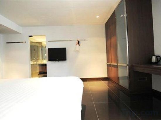 Фото S33 Compact Sukhumvit Hotel