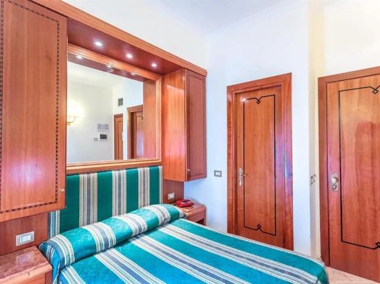 Фото Raeli Hotel Luce