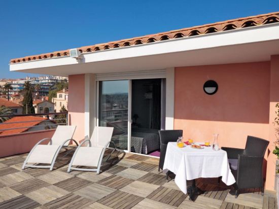 Фото Zenitude Hôtel-Résidences Le Cannet