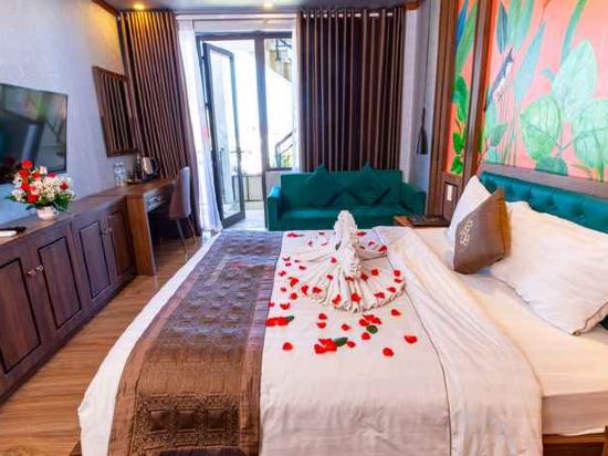 Фото Jade Scene Hotel