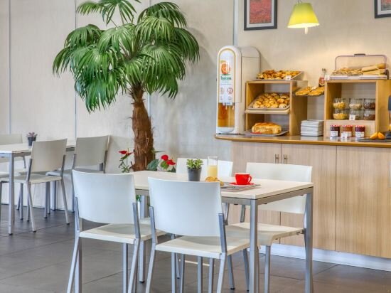 Фото Sure Hotel by Best Western Nantes Saint-Herblain