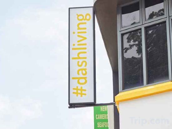 Фото Dash Living on Mackenzie