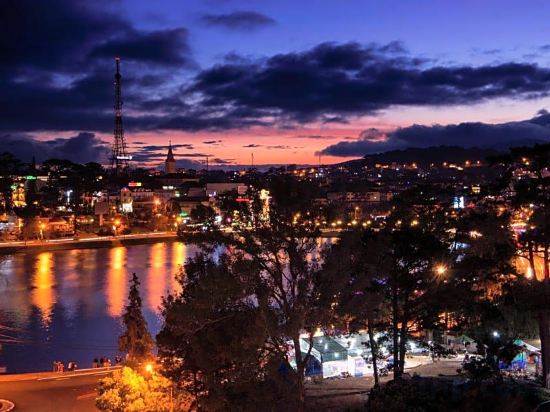 Фото Kings Hotel Dalat