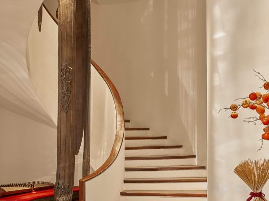 Фото ANhill Boutique