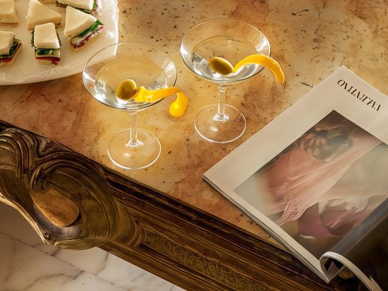 Фото Hotel Shangri-La Roma