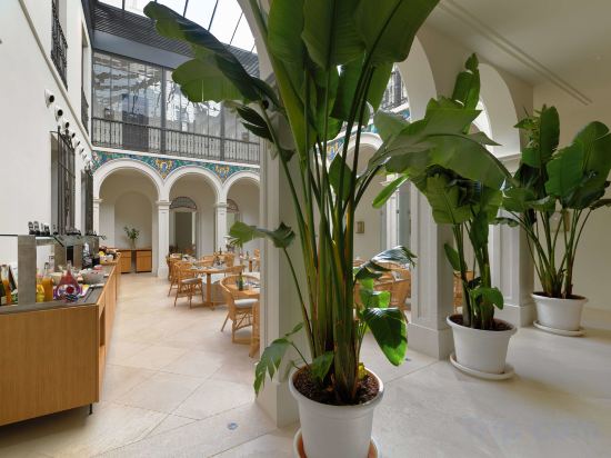 Фото H10 Palacio Colomera