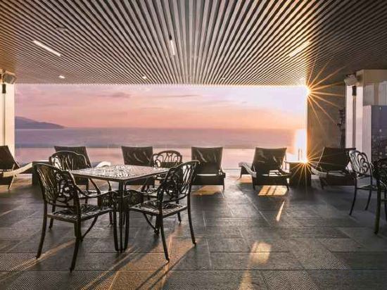 Фото Khách Sạn Balcona Đà Nẵng