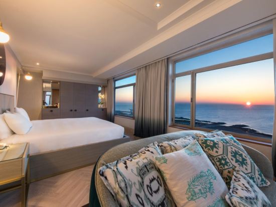 Фото Hilton Diagonal Mar Barcelona