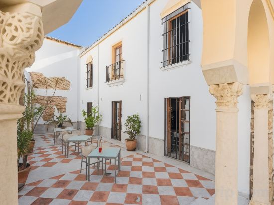 Фото Hotel Macià Alfaros