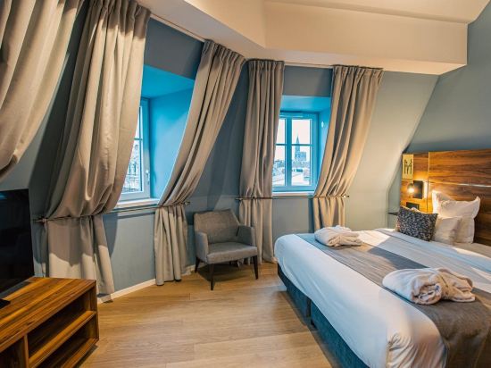 Фото Hotel des Vosges