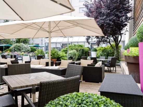 Фото Hôtel Charlemagne by HappyCulture