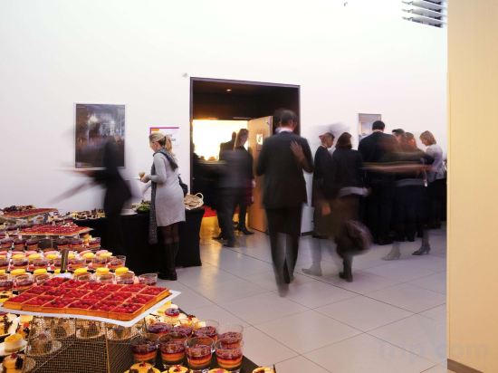 Фото Novotel Paris Est