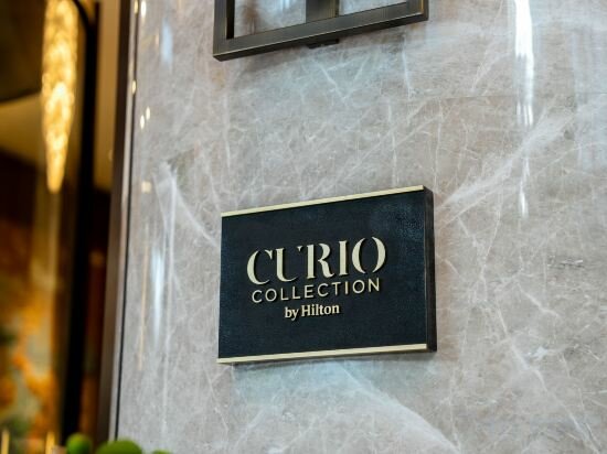 Фото Yuexiu Hotel Guangzhou, Curio Collection by Hilton