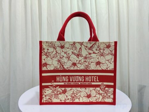 Гостиница Hung Vuong Hotel в Провинции Куангнгай
