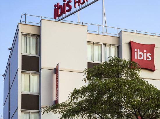 Фото Ibis Saint-Denis Stade Ouest
