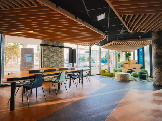 Фото Novotel Le Havre Centre Gare