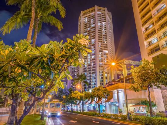 Фото Hyatt Regency Waikiki Beach Resort & SPA