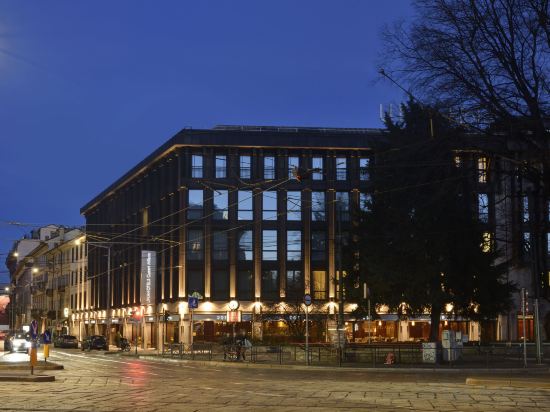 Фото UNAHOTELS Cusani Milano