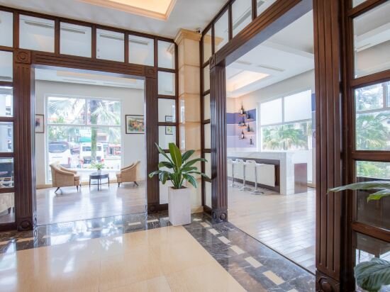 Фото La Sapinette Hotel Dalat