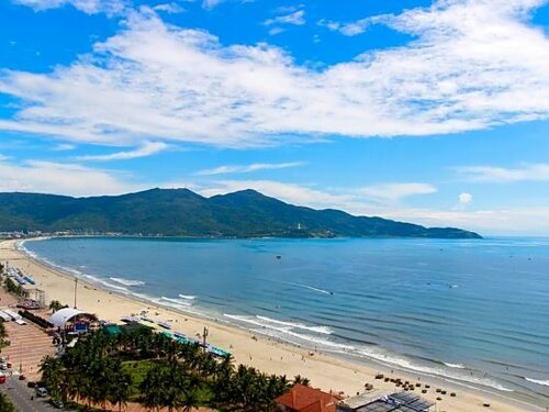 Внешний вид отеля Diamond Sea Hotel в Дананге, фото 4