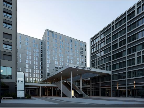 Фото отеля 1