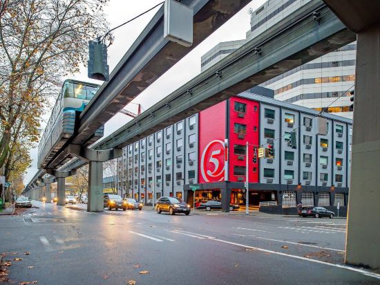 Фото Staypineapple, Hotel Five, Downtown Seattle