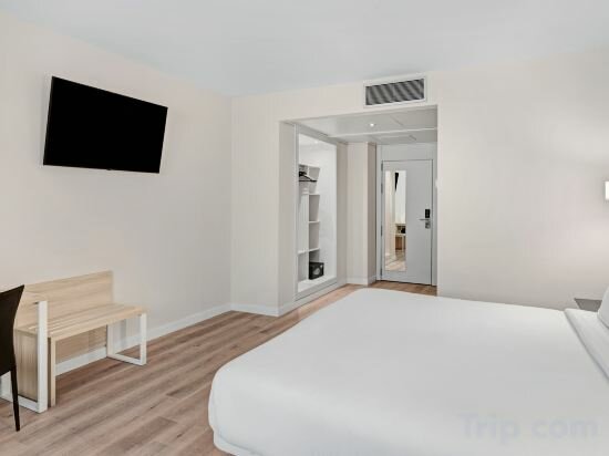 Фото Hotel Ciudad de Lleida