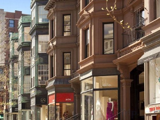 Фото The Newbury Boston