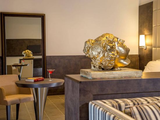 Фото Hearth Hotel