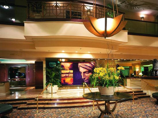 Фото Renaissance Los Angeles Airport Hotel