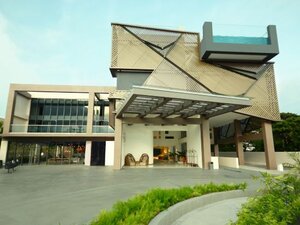 Гостиница Hue Hotels and Resorts Puerto Princesa Managed by Hii