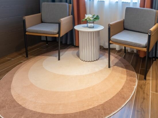 Фото Ruifeng Hotel Railway Station Store