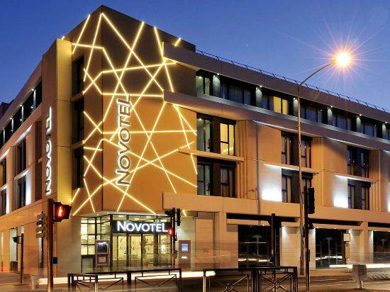 Фото Novotel Avignon Centre