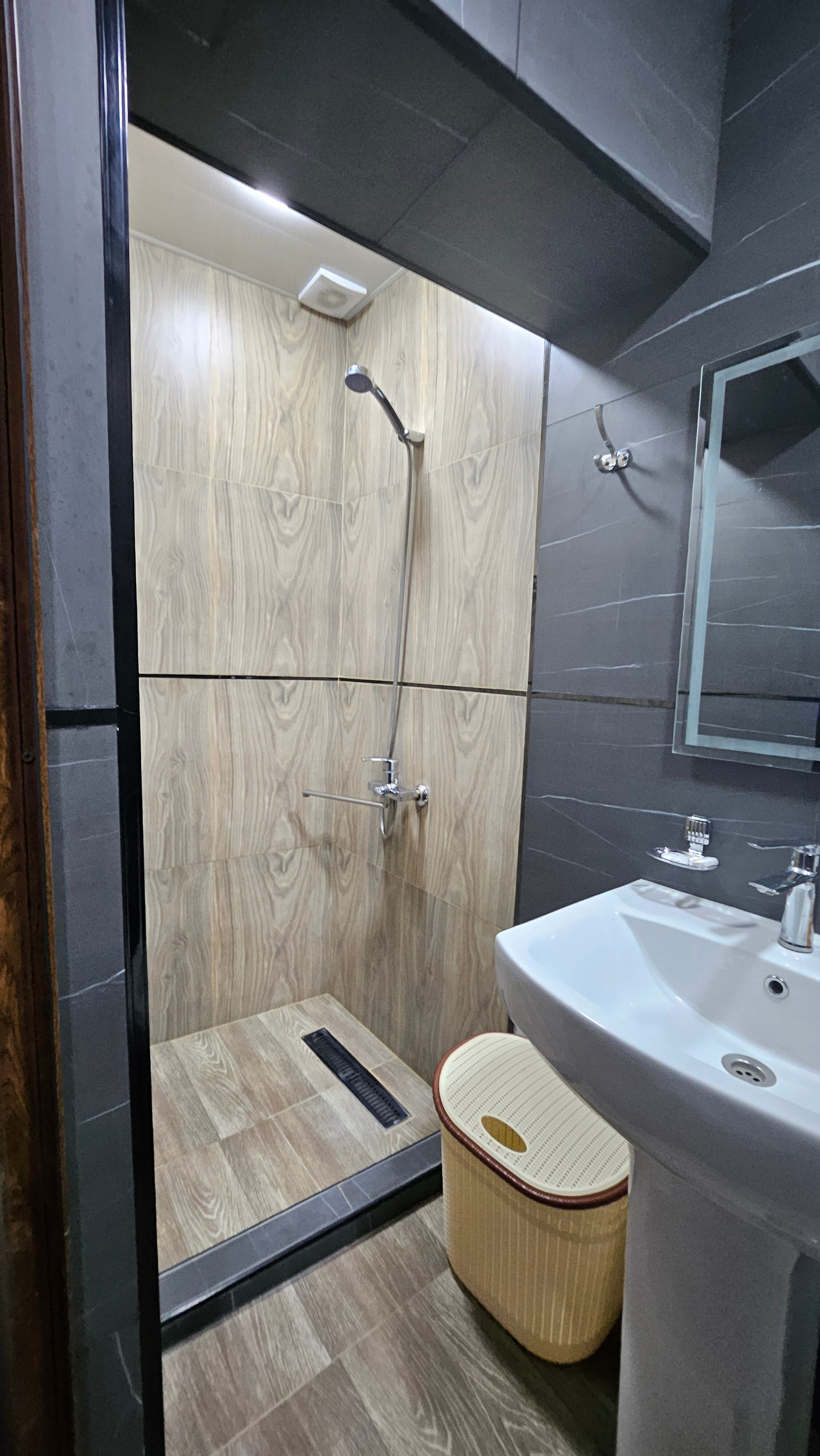 Фото Чехран