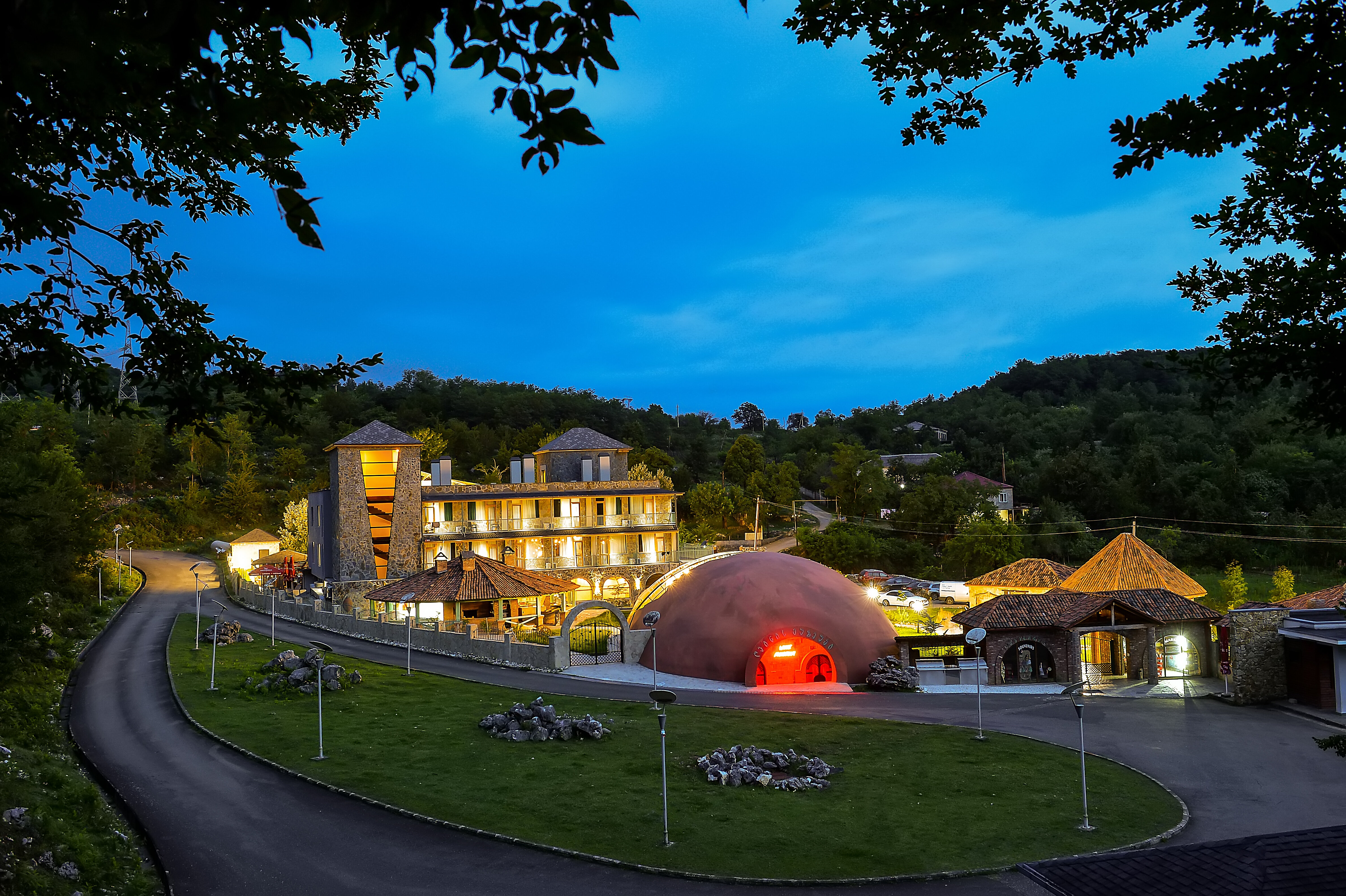 Фото отеля 2