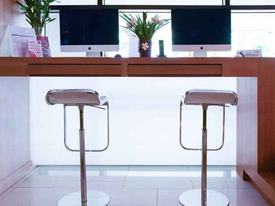 Фото Citadines Sukhumvit 8 Bangkok